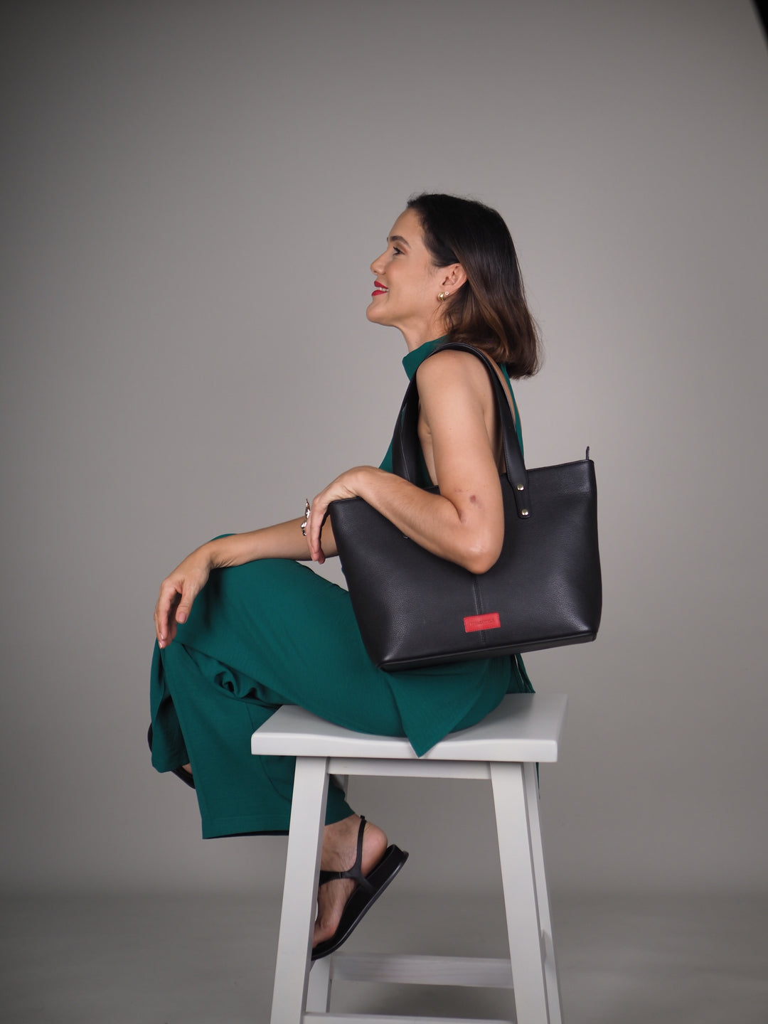 Jeannette — Leather Tote Bag with Zipper black