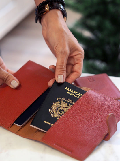 Victoria Passport Holder